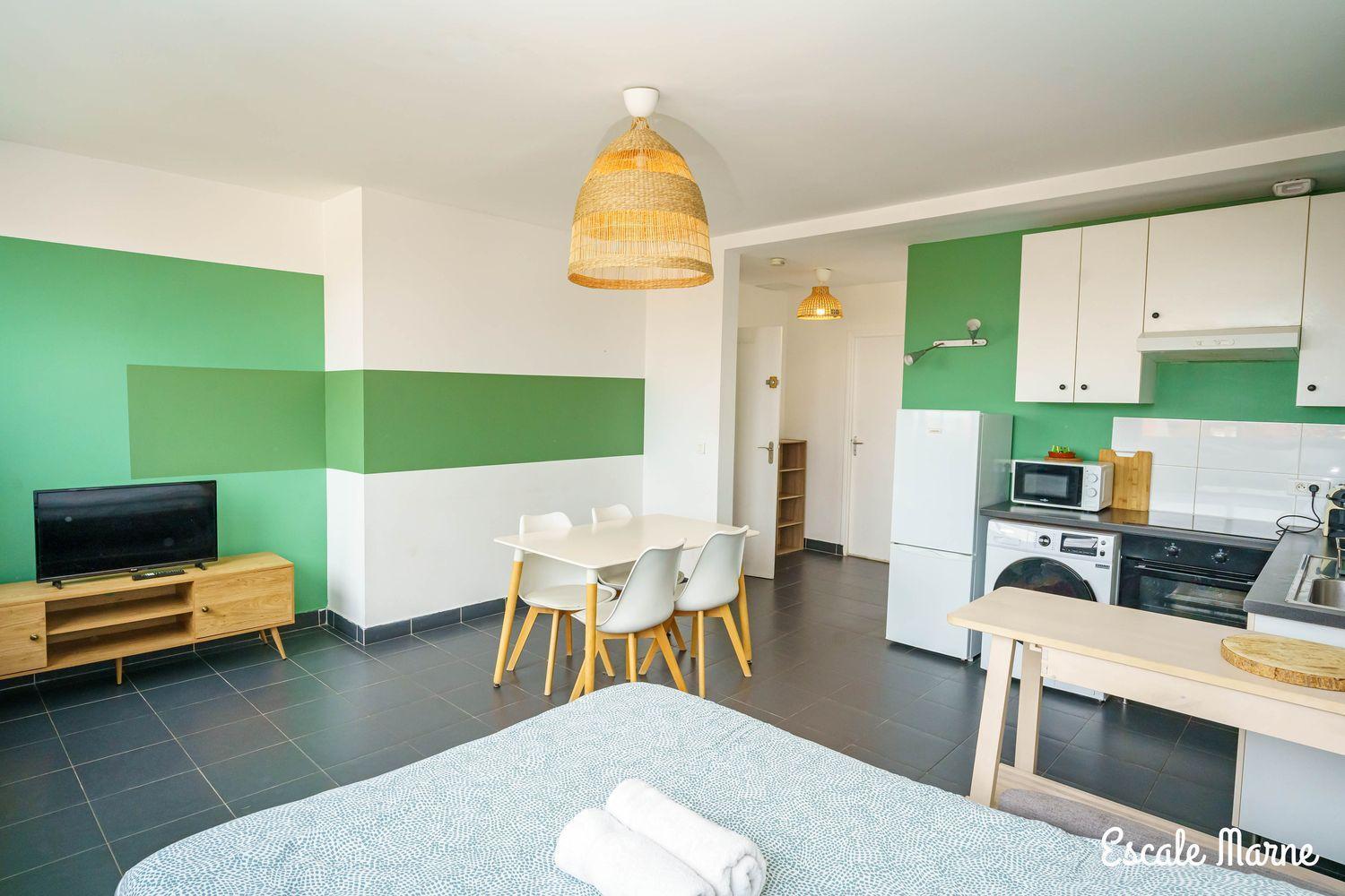 Escale-Marne Fr - 201 - Free Parking - Free Luggage Storage - All Equipped - Linen Included - Washing Machine - Luxury Emma Mattress 160X200 - 10Mn Walk Metro 8 - Rer A - Panoramic View - From 1 To 6 Guests Maisons-Alfort Eksteriør billede
